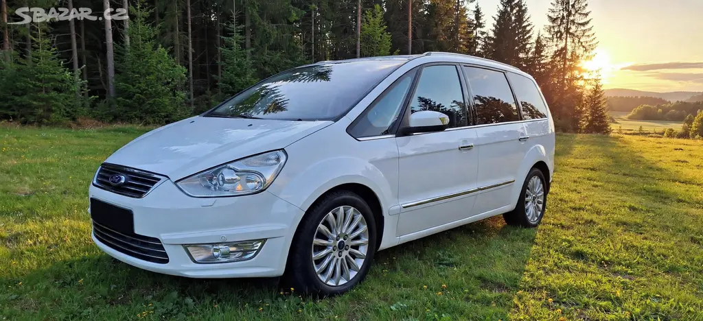Ford Galaxy, TITANIUM,2.2 TDCI,pano,webasto,7 míst